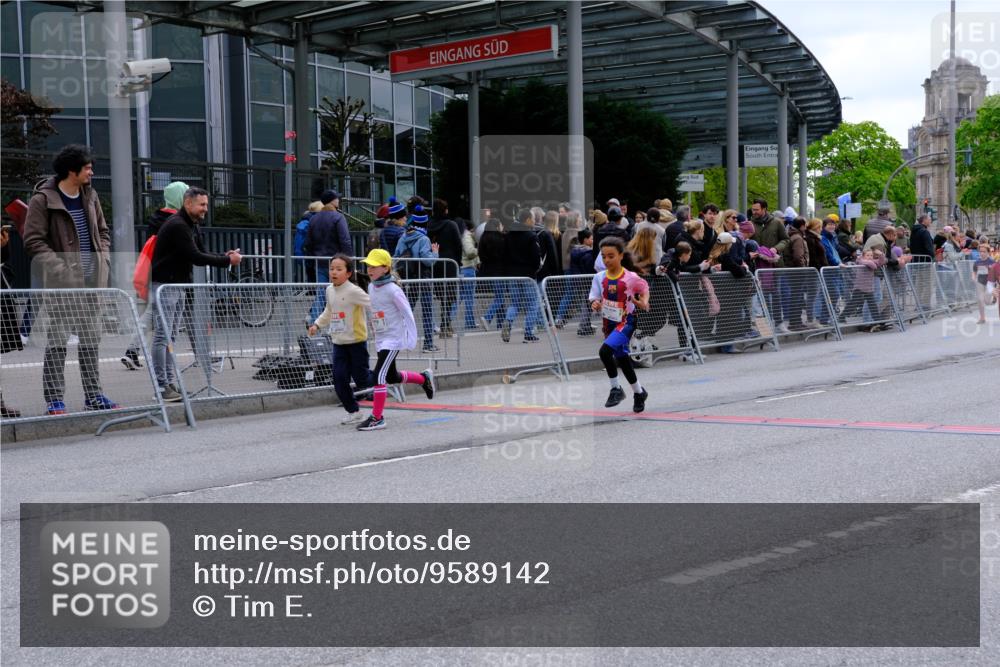 25.04.2026 - Das Zehntel Tim E. http://msf.ph/oto/9589142 25.04.2026 13:05:47 Ziel 10057, 10133, 10135, 10246, 10423, 10471, 10989, 10998, 11546, 12884, 12886 meine-sportfotos.de