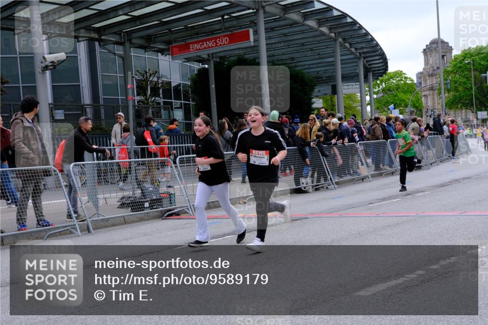 25.04.2026 - Das Zehntel Tim E. http://msf.ph/oto/9589179 25.04.2026 13:05:54 Ziel 10057, 10246, 10293, 10294, 10423, 10471, 10667, 10989, 10998, 11392, 11409, 11462, 11871, 12476, 13037 meine-sportfotos.de