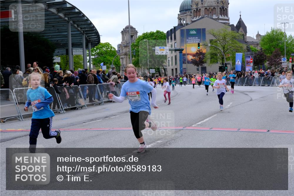 25.04.2026 - Das Zehntel Tim E. http://msf.ph/oto/9589183 25.04.2026 13:05:56 Ziel 10057, 10246, 10293, 10294, 10423, 10667, 10989, 10998, 11392, 11409, 11462, 11871, 12476, 12481, 12489, 12490, 12992, 13037 meine-sportfotos.de