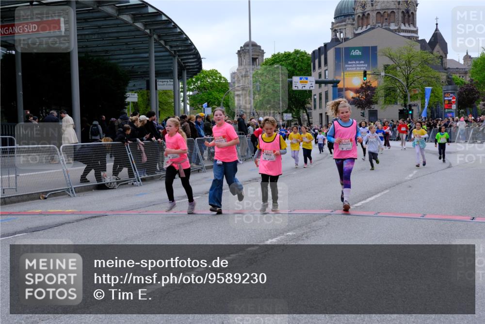 25.04.2026 - Das Zehntel Tim E. http://msf.ph/oto/9589230 25.04.2026 13:06:10 Ziel 10090, 10094, 10380, 10381, 10427, 10900, 11372, 11519, 11542, 11607, 11787, 12527, 12810 meine-sportfotos.de
