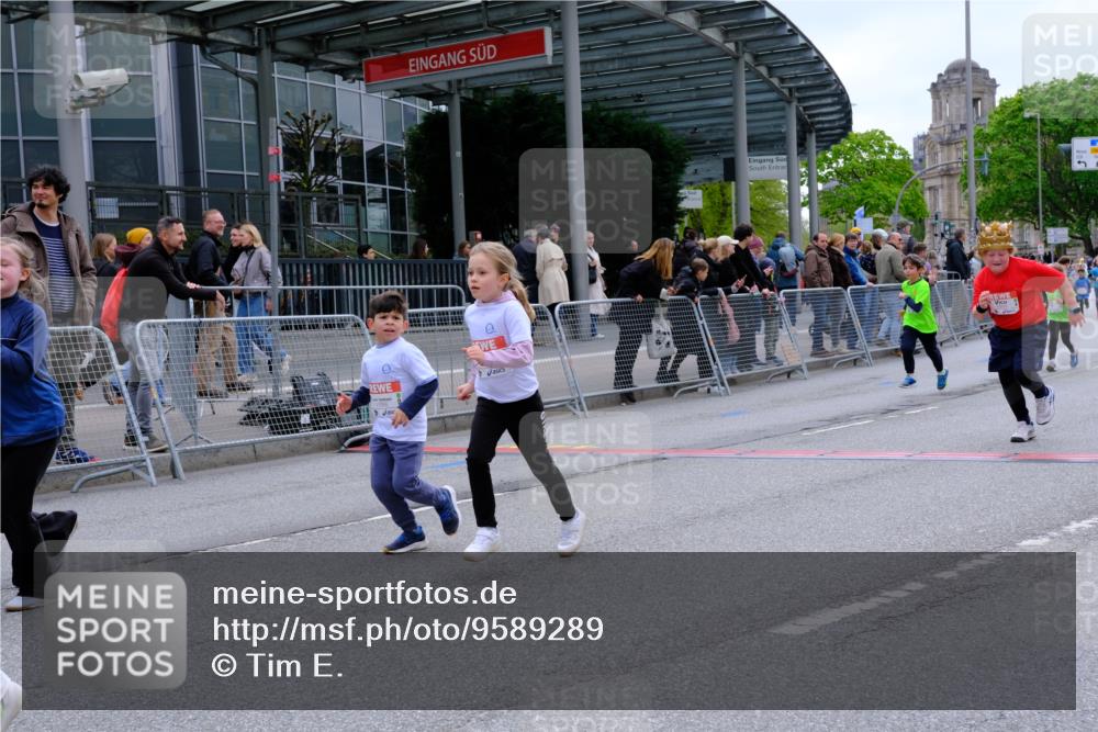 25.04.2026 - Das Zehntel Tim E. http://msf.ph/oto/9589289 25.04.2026 13:06:20 Ziel 10014, 10015, 10380, 10381, 10440, 10741, 10900, 10901, 10902, 10978, 10990, 10994, 11051, 11056, 11057, 11519, 11774, 11787, 12083, 12527, 12529, 12565, 12576, 12598, 12618, 12847, 12877, 12883 meine-sportfotos.de