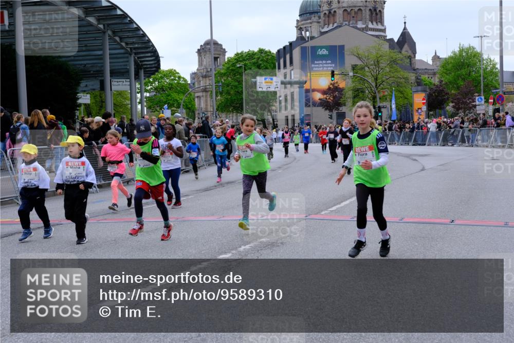 25.04.2026 - Das Zehntel Tim E. http://msf.ph/oto/9589310 25.04.2026 13:06:26 Ziel 10053, 10286, 10597, 10737, 10741, 10744, 10902, 10978, 11057, 11124, 11133, 11704, 12083, 12469, 12472, 12529, 12565, 12576, 12598, 12618, 12847, 12877, 12883 meine-sportfotos.de