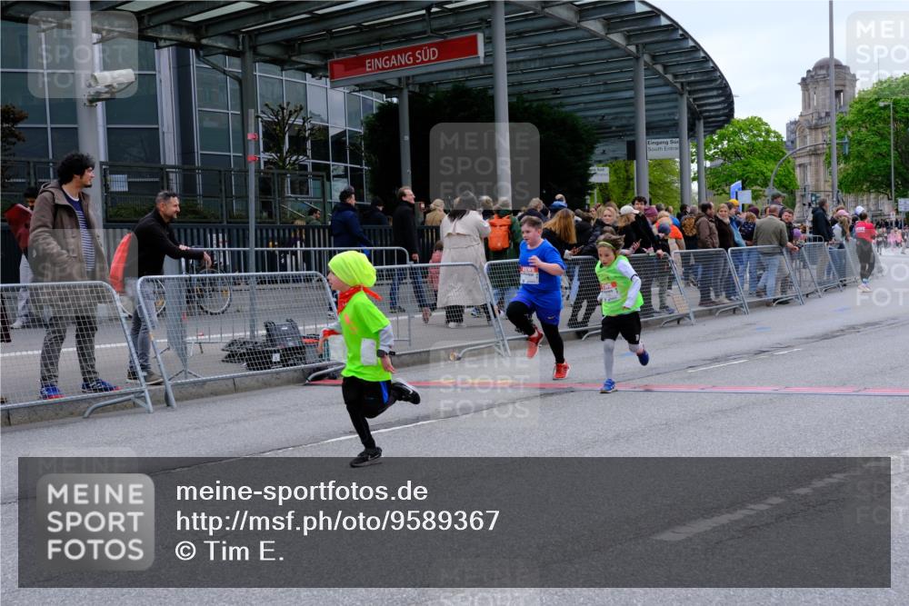 25.04.2026 - Das Zehntel Tim E. http://msf.ph/oto/9589367 25.04.2026 13:06:39 Ziel 10511, 10746, 10911, 10915, 11069, 11530, 12099, 12102, 12484, 12502, 12574 meine-sportfotos.de