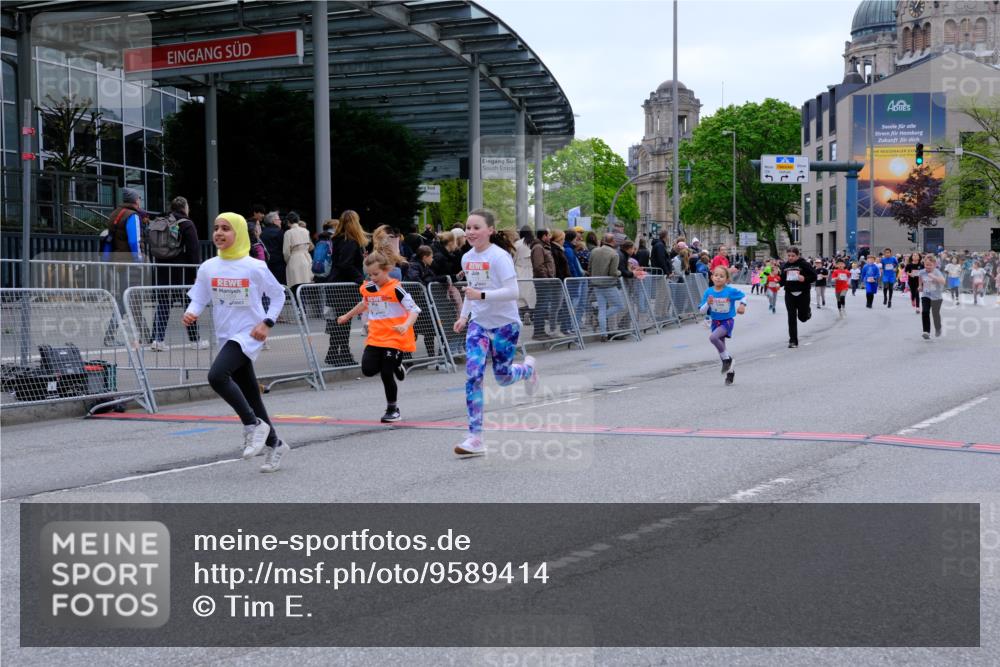 25.04.2026 - Das Zehntel Tim E. http://msf.ph/oto/9589414 25.04.2026 13:06:48 Ziel 10290, 10907, 11287, 11493, 11518, 11528, 12102, 12484, 12502, 12933 meine-sportfotos.de