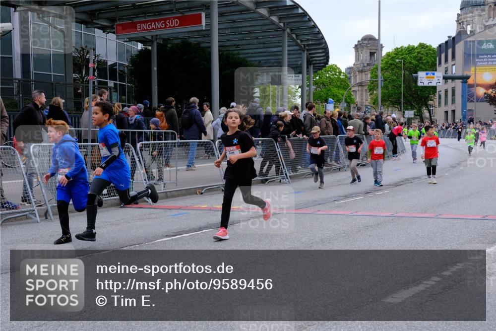 25.04.2026 - Das Zehntel Tim E. http://msf.ph/oto/9589456 25.04.2026 13:06:58 Ziel 10155, 10157, 10290, 10320, 10914, 11121, 11132, 11493, 11682, 11700, 11702, 12591, 12647 meine-sportfotos.de
