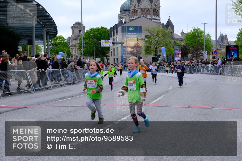 25.04.2026 - Das Zehntel Tim E. http://msf.ph/oto/9589583 25.04.2026 13:07:25 Ziel 10213, 10677, 11129, 12061, 12068, 12352, 12602, 12611, 12639 meine-sportfotos.de