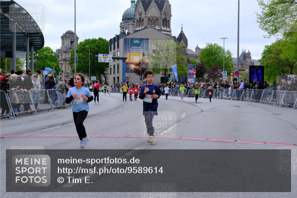25.04.2026 - Das Zehntel Tim E. http://msf.ph/oto/9589614 25.04.2026 13:07:28 Ziel 10213, 10677, 12061, 12068, 12352, 12602, 12611, 12639 meine-sportfotos.de