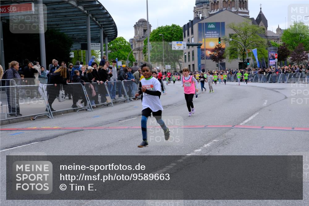 25.04.2026 - Das Zehntel Tim E. http://msf.ph/oto/9589663 25.04.2026 13:07:40 Ziel 10319, 10321, 10620, 10675, 10729, 10928, 10946, 11119, 11362, 11565, 11568, 12568, 12586 meine-sportfotos.de