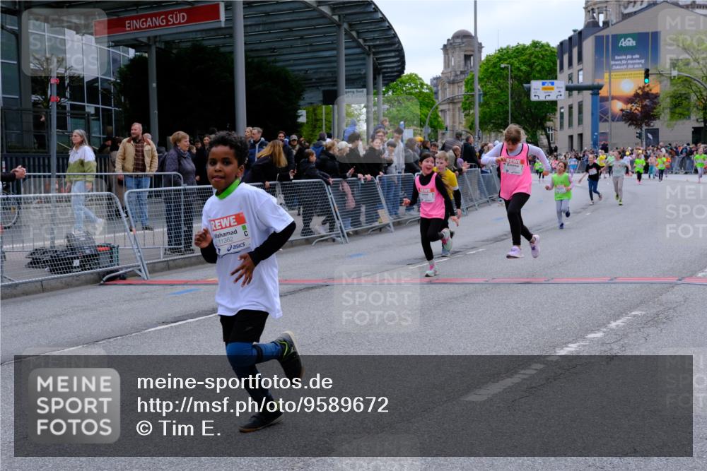 25.04.2026 - Das Zehntel Tim E. http://msf.ph/oto/9589672 25.04.2026 13:07:41 Ziel 10194, 10198, 10319, 10321, 10620, 10675, 10729, 10928, 10946, 11119, 11362, 11565, 11568, 12568, 12586 meine-sportfotos.de