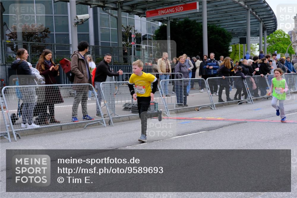 25.04.2026 - Das Zehntel Tim E. http://msf.ph/oto/9589693 25.04.2026 13:07:44 Ziel 10194, 10198, 10675, 10729, 10928, 10946, 11119, 11362, 11565, 11568 meine-sportfotos.de
