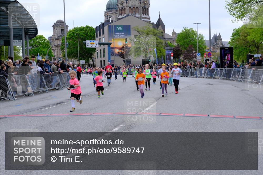 25.04.2026 - Das Zehntel Tim E. http://msf.ph/oto/9589747 25.04.2026 13:07:58 Ziel 10032, 10033, 10755, 10777, 11048, 12065, 12070, 12075, 12250, 12328, 12331, 12535, 12537, 12542, 12566, 12881, 12882 meine-sportfotos.de