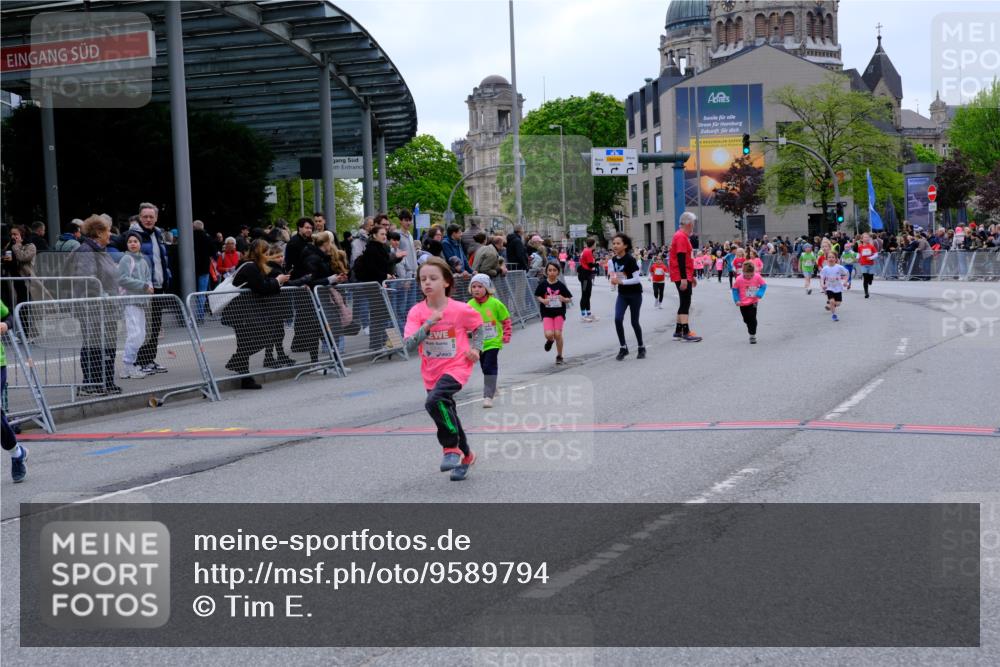 25.04.2026 - Das Zehntel Tim E. http://msf.ph/oto/9589794 25.04.2026 13:08:07 Ziel 10029, 10033, 10042, 10043, 10289, 10300, 10317, 10328, 10755, 10777, 10930, 11695, 11863, 12095, 12100, 12328, 12331, 12556, 12881, 12882 meine-sportfotos.de