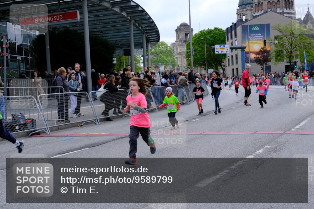 25.04.2026 - Das Zehntel Tim E. http://msf.ph/oto/9589799 25.04.2026 13:08:08 Ziel 10029, 10033, 10042, 10043, 10289, 10300, 10317, 10328, 10755, 10777, 10930, 11695, 11863, 12095, 12100, 12331, 12556, 12881, 12882 meine-sportfotos.de