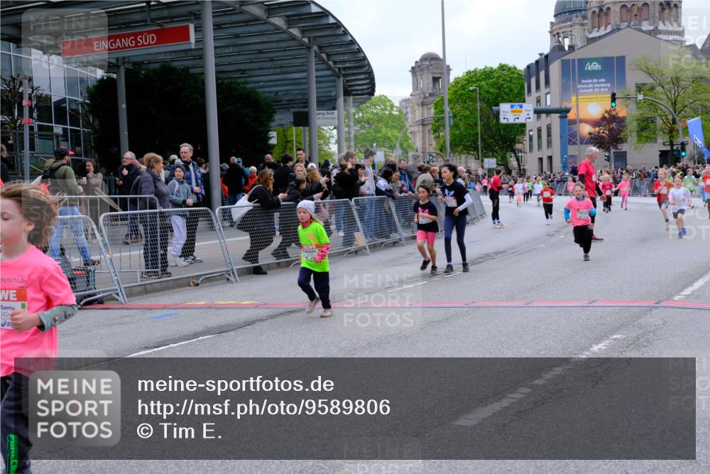 25.04.2026 - Das Zehntel Tim E. http://msf.ph/oto/9589806 25.04.2026 13:08:09 Ziel 10029, 10042, 10043, 10289, 10300, 10317, 10328, 10755, 10777, 10930, 10931, 11695, 11863, 12095, 12100, 12556, 12882 meine-sportfotos.de