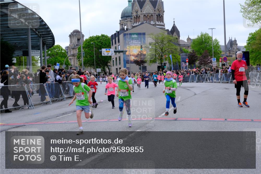 25.04.2026 - Das Zehntel Tim E. http://msf.ph/oto/9589855 25.04.2026 13:08:17 Ziel 10031, 10034, 10043, 10289, 10300, 10920, 10930, 10931, 11181, 11379, 11404, 11863, 12067, 12080, 12084 meine-sportfotos.de