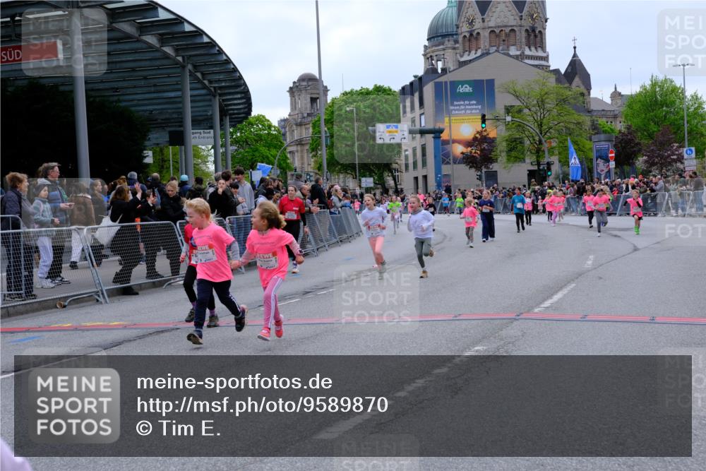 25.04.2026 - Das Zehntel Tim E. http://msf.ph/oto/9589870 25.04.2026 13:08:19 Ziel 10031, 10034, 10037, 10038, 10920, 10930, 10931, 11181, 11379, 11404, 11863, 12067, 12080, 12084 meine-sportfotos.de