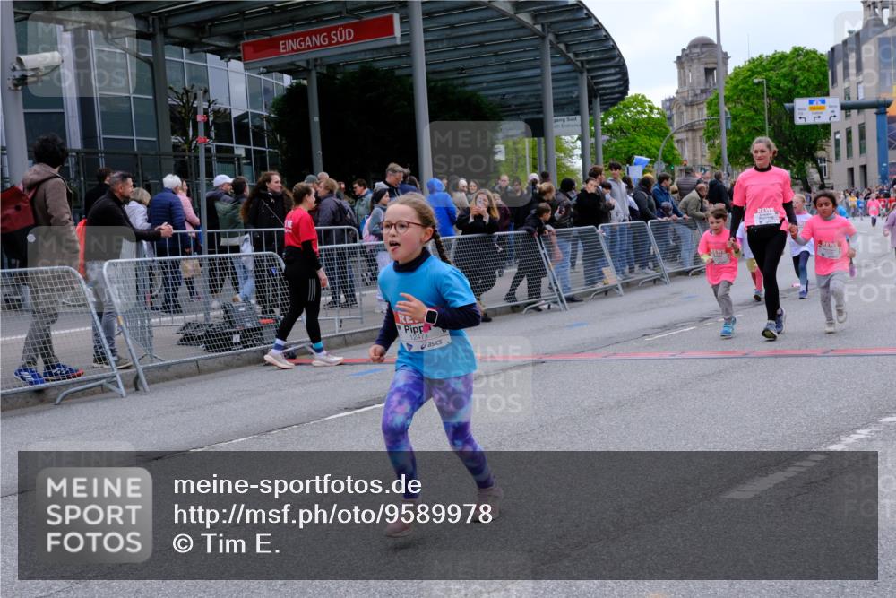 25.04.2026 - Das Zehntel Tim E. http://msf.ph/oto/9589978 25.04.2026 13:08:40 Ziel 10036, 10040, 10044, 10045, 10947, 11240, 11243, 11370, 11382, 11388, 11421, 11749, 12471, 12517, 12518, 12519, 12564, 12575, 12843 meine-sportfotos.de