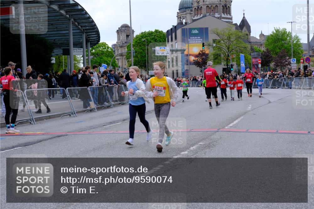 25.04.2026 - Das Zehntel Tim E. http://msf.ph/oto/9590074 25.04.2026 13:09:08 Ziel 10690, 10698, 10927, 10940, 10945, 11293, 11693, 12124, 12803 meine-sportfotos.de