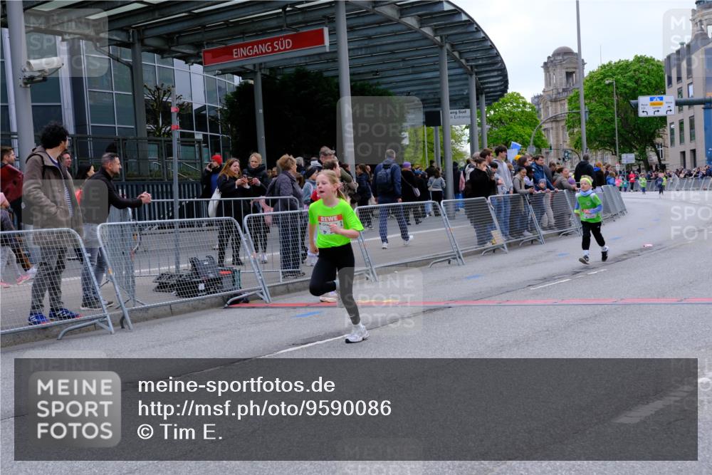 25.04.2026 - Das Zehntel Tim E. http://msf.ph/oto/9590086 25.04.2026 13:09:11 Ziel 10690, 10698, 10927, 10940, 10945, 11293, 12124, 12803 meine-sportfotos.de