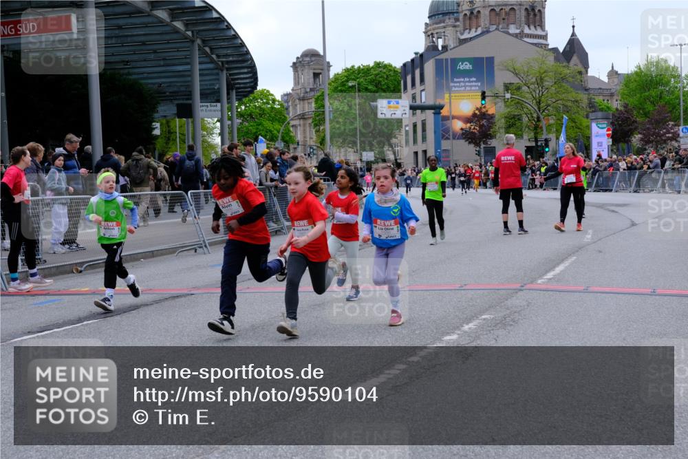 25.04.2026 - Das Zehntel Tim E. http://msf.ph/oto/9590104 25.04.2026 13:09:14 Ziel 10690, 10927, 10940, 10945, 11293, 12124, 12684, 12728, 12803 meine-sportfotos.de