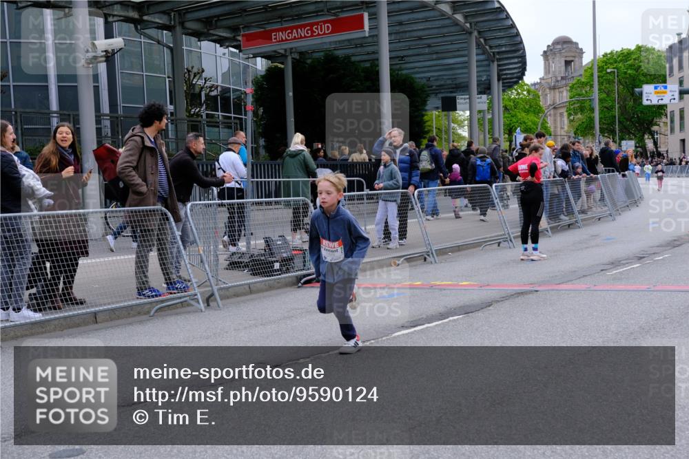 25.04.2026 - Das Zehntel Tim E. http://msf.ph/oto/9590124 25.04.2026 13:09:26 Ziel 10923, 10935, 10936, 11070, 11687, 12684 meine-sportfotos.de