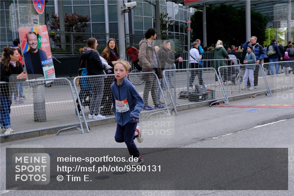 25.04.2026 - Das Zehntel Tim E. http://msf.ph/oto/9590131 25.04.2026 13:09:27 Ziel 10923, 10935, 10936, 11070, 11687 meine-sportfotos.de