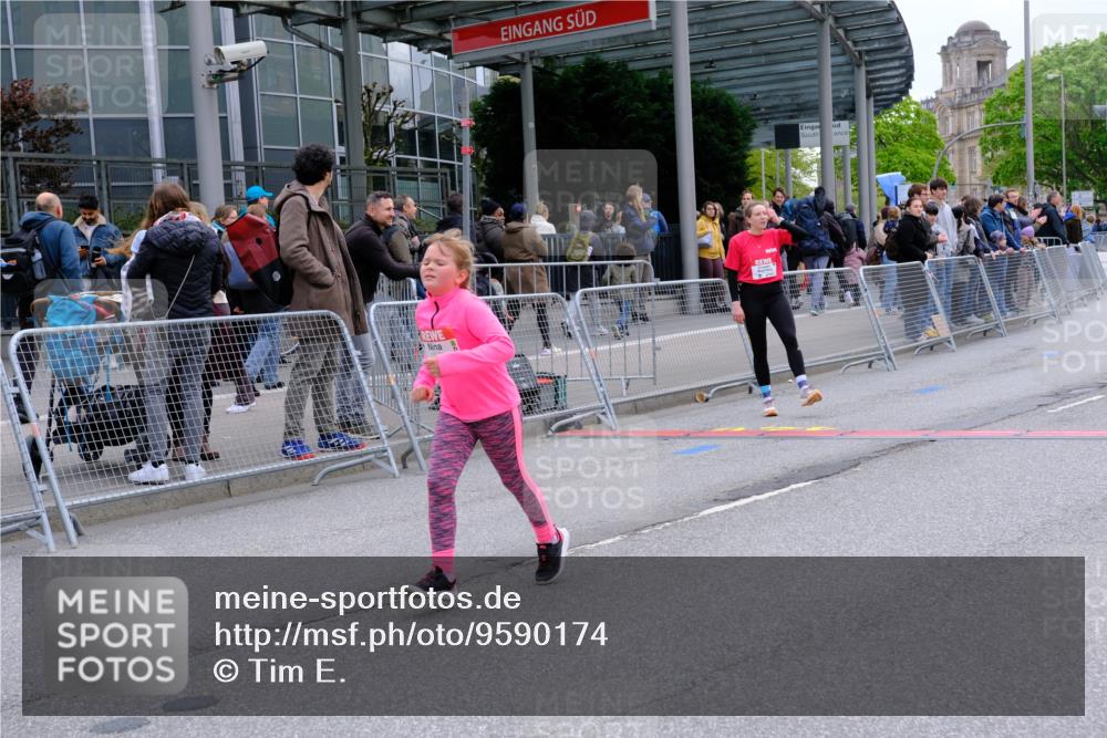 25.04.2026 - Das Zehntel Tim E. http://msf.ph/oto/9590174 25.04.2026 13:09:47 Ziel 10232, 11043, 11238, 11354, 11686, 12123, 12544, 12813 meine-sportfotos.de