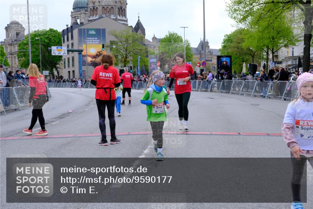 25.04.2026 - Das Zehntel Tim E. http://msf.ph/oto/9590177 25.04.2026 13:09:49 Ziel 10232, 11043, 11354, 12123, 12544, 12813 meine-sportfotos.de