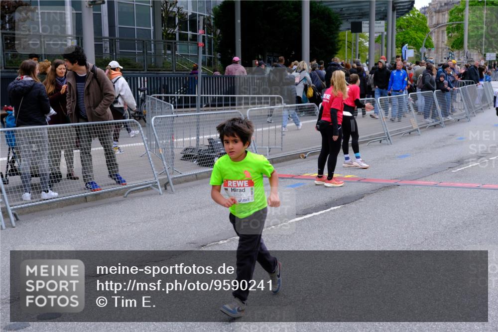 25.04.2026 - Das Zehntel Tim E. http://msf.ph/oto/9590241 25.04.2026 13:10:50 Ziel 10299, 10304, 10436, 11142, 11364, 11819, 12536 meine-sportfotos.de