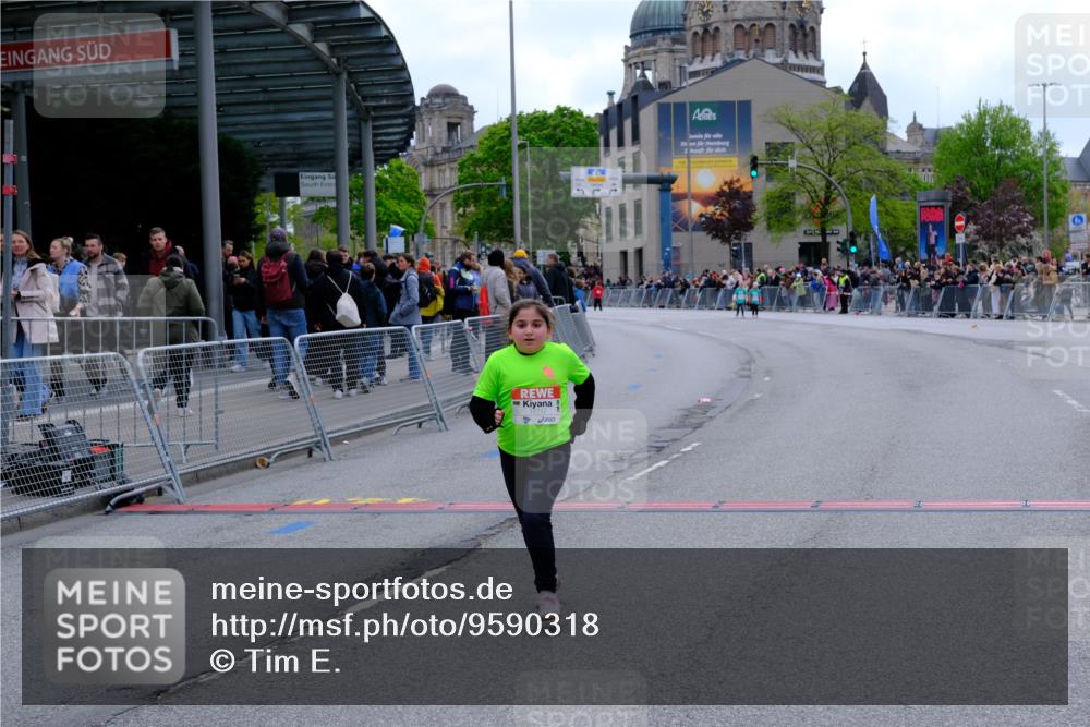 25.04.2026 - Das Zehntel Tim E. http://msf.ph/oto/9590318 25.04.2026 13:12:37 Ziel 12712 meine-sportfotos.de