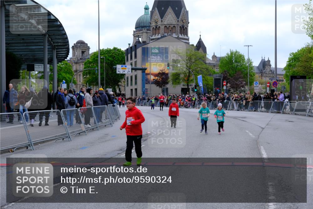 25.04.2026 - Das Zehntel Tim E. http://msf.ph/oto/9590324 25.04.2026 13:12:58 Ziel 12808, 12814, 12994 meine-sportfotos.de