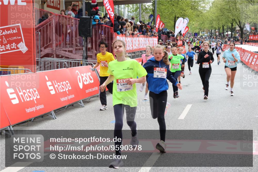 25.04.2026 - Das Zehntel Strokosch-Dieckow http://msf.ph/oto/9590378 25.04.2026 14:50:50 Ziel 15153, 15485, 15708, 15981, 16513, 16542, 16594, 16630, 16717, 16899, 16900, 17000, 17261, 17329, 17369, 17507, 17844, 17954, 18239, 18307, 15153, 15485, 15708, 15981, 16513, 16542, 16594, 16630, 16717, 16899, 16900, 17000, 17261, 17329, 17369, 17507, 17844, 17954, 18239, 18307 meine-sportfotos.de