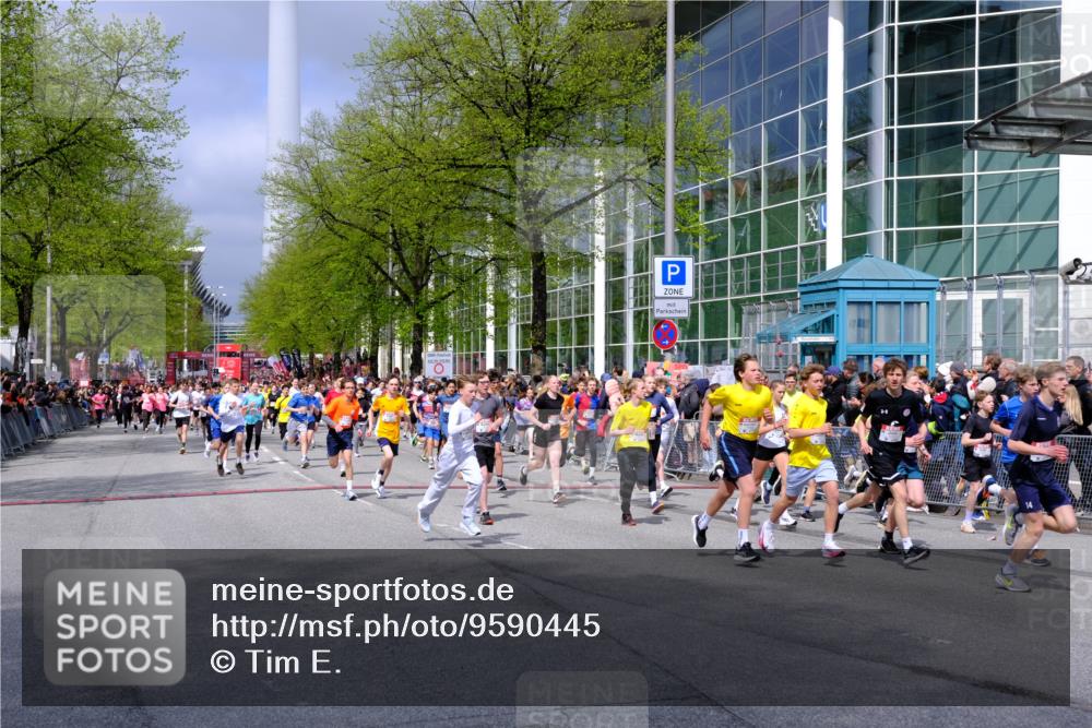 25.04.2026 - Das Zehntel Tim E. http://msf.ph/oto/9590445 25.04.2026 14:30:41 Ziel  meine-sportfotos.de