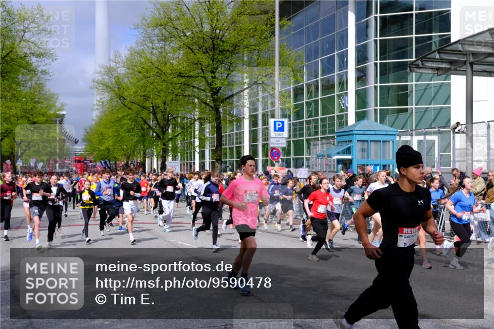 25.04.2026 - Das Zehntel Tim E. http://msf.ph/oto/9590478 25.04.2026 14:30:55 Ziel  meine-sportfotos.de