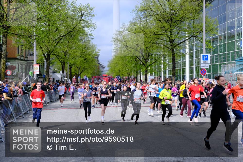 25.04.2026 - Das Zehntel Tim E. http://msf.ph/oto/9590518 25.04.2026 14:31:07 Ziel  meine-sportfotos.de