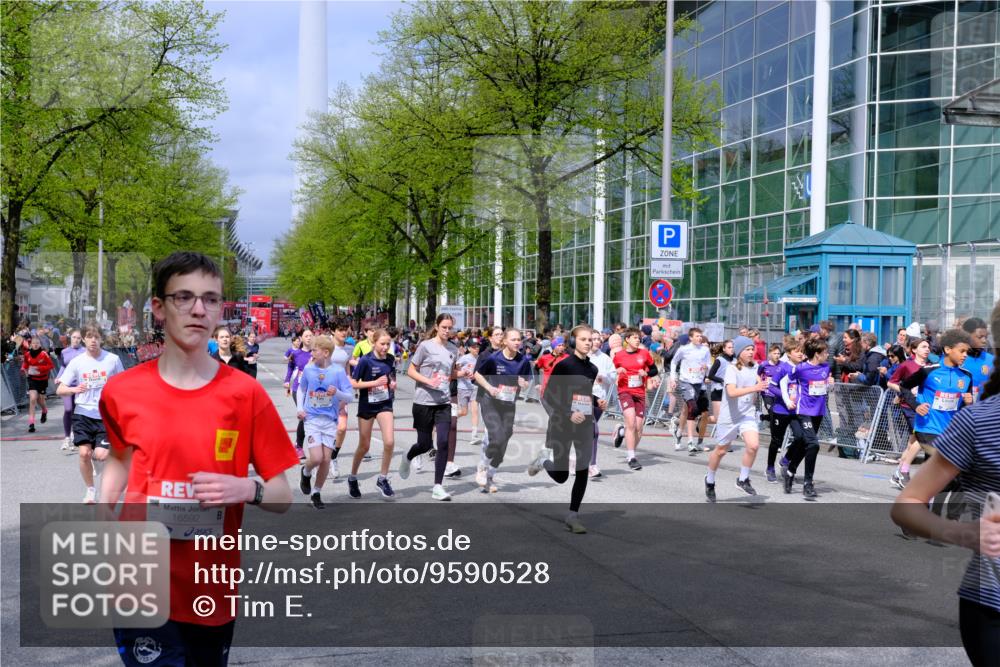 25.04.2026 - Das Zehntel Tim E. http://msf.ph/oto/9590528 25.04.2026 14:31:10 Ziel  meine-sportfotos.de