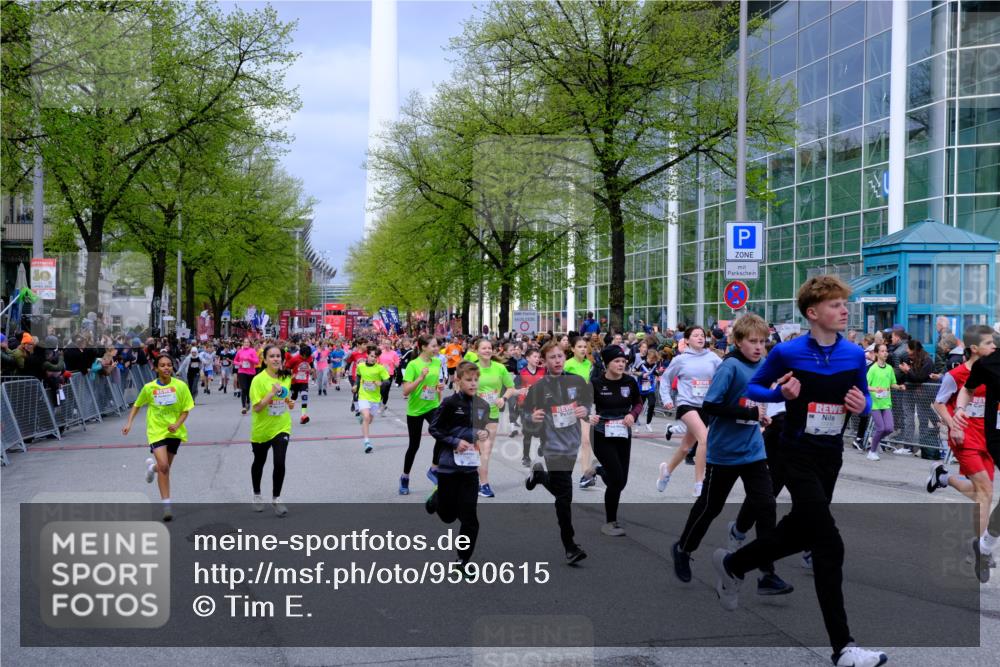 25.04.2026 - Das Zehntel Tim E. http://msf.ph/oto/9590615 25.04.2026 14:32:14 Ziel  meine-sportfotos.de