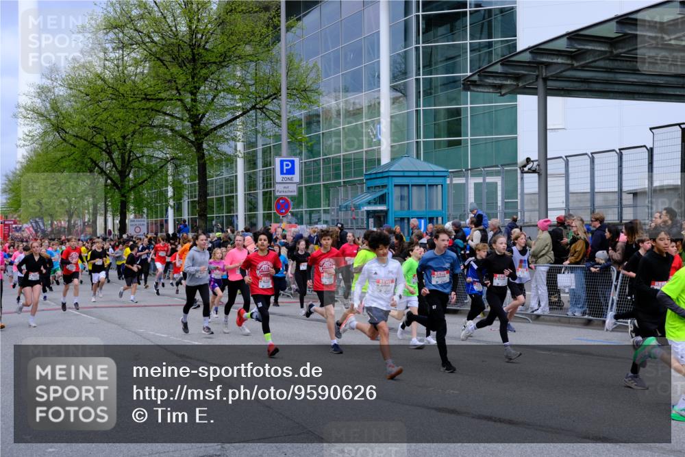 25.04.2026 - Das Zehntel Tim E. http://msf.ph/oto/9590626 25.04.2026 14:32:18 Ziel  meine-sportfotos.de