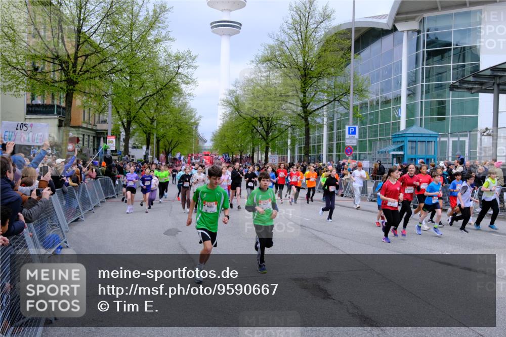 25.04.2026 - Das Zehntel Tim E. http://msf.ph/oto/9590667 25.04.2026 14:32:35 Ziel  meine-sportfotos.de