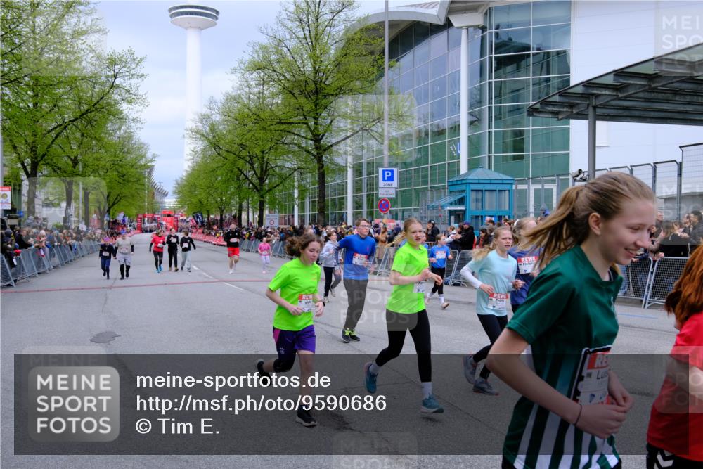 25.04.2026 - Das Zehntel Tim E. http://msf.ph/oto/9590686 25.04.2026 14:32:42 Ziel  meine-sportfotos.de