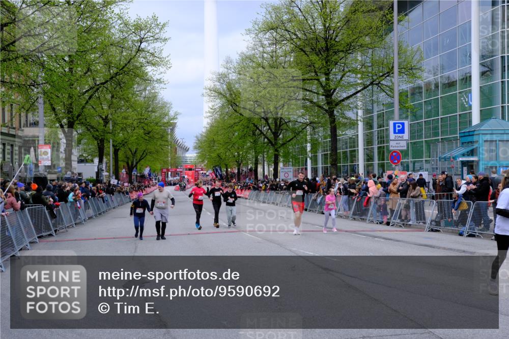 25.04.2026 - Das Zehntel Tim E. http://msf.ph/oto/9590692 25.04.2026 14:32:44 Ziel  meine-sportfotos.de