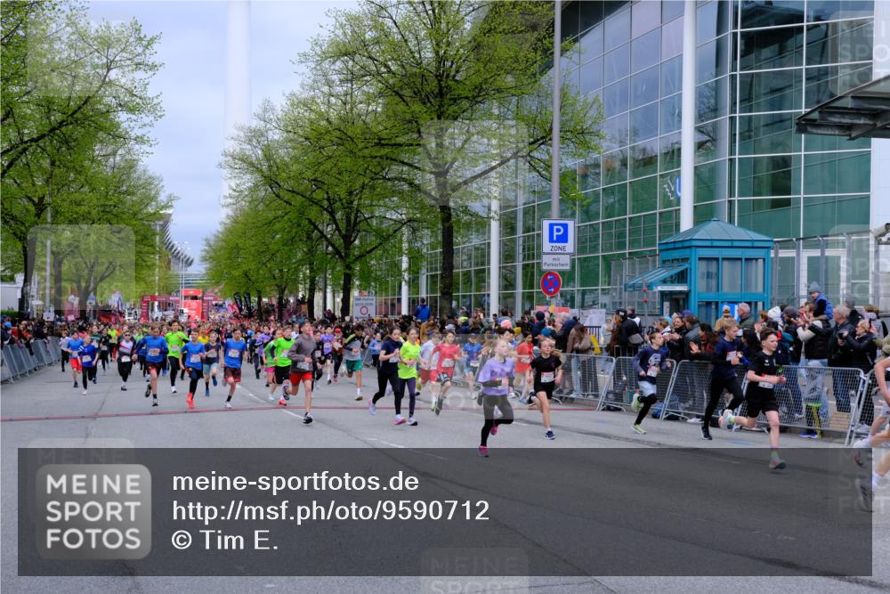 25.04.2026 - Das Zehntel Tim E. http://msf.ph/oto/9590712 25.04.2026 14:33:27 Ziel  meine-sportfotos.de