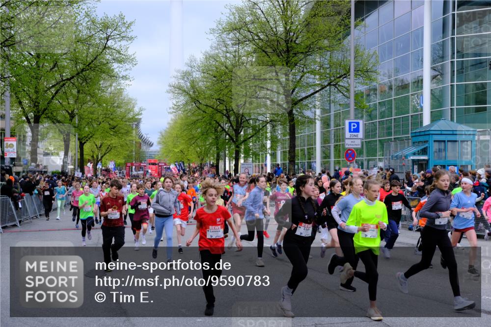 25.04.2026 - Das Zehntel Tim E. http://msf.ph/oto/9590783 25.04.2026 14:33:45 Ziel  meine-sportfotos.de