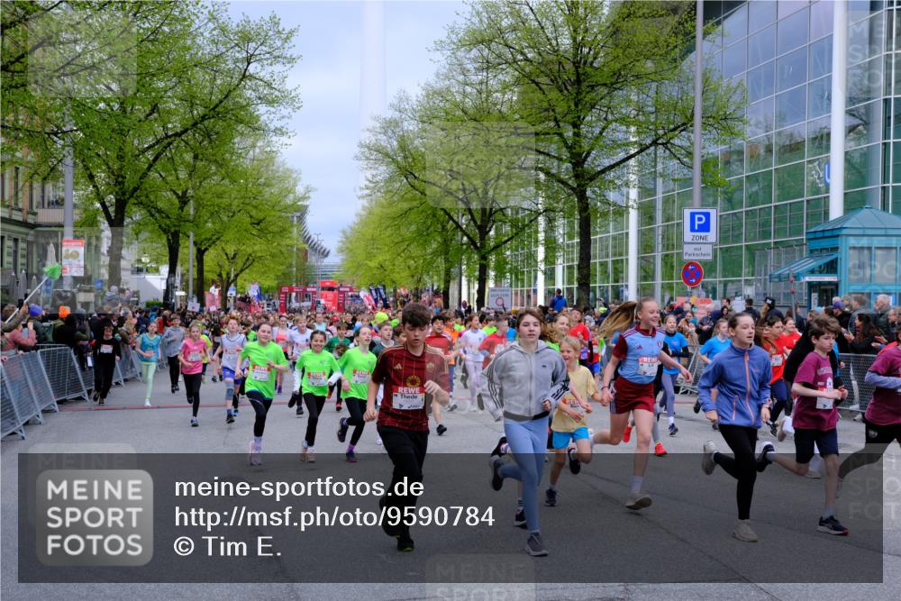 25.04.2026 - Das Zehntel Tim E. http://msf.ph/oto/9590784 25.04.2026 14:33:46 Ziel  meine-sportfotos.de