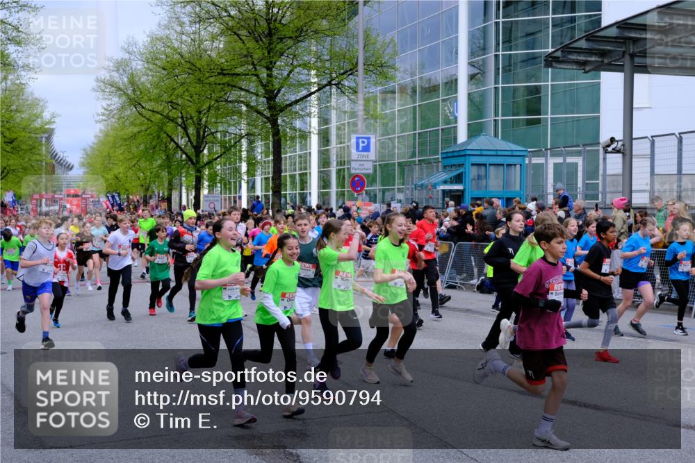 25.04.2026 - Das Zehntel Tim E. http://msf.ph/oto/9590794 25.04.2026 14:33:48 Ziel  meine-sportfotos.de