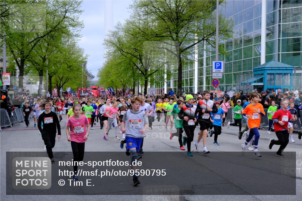 25.04.2026 - Das Zehntel Tim E. http://msf.ph/oto/9590795 25.04.2026 14:33:49 Ziel  meine-sportfotos.de