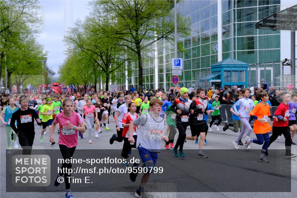 25.04.2026 - Das Zehntel Tim E. http://msf.ph/oto/9590799 25.04.2026 14:33:49 Ziel  meine-sportfotos.de