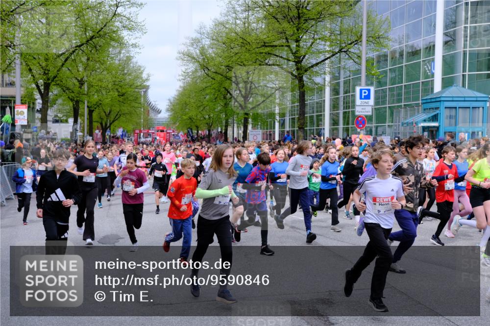 25.04.2026 - Das Zehntel Tim E. http://msf.ph/oto/9590846 25.04.2026 14:34:04 Ziel  meine-sportfotos.de