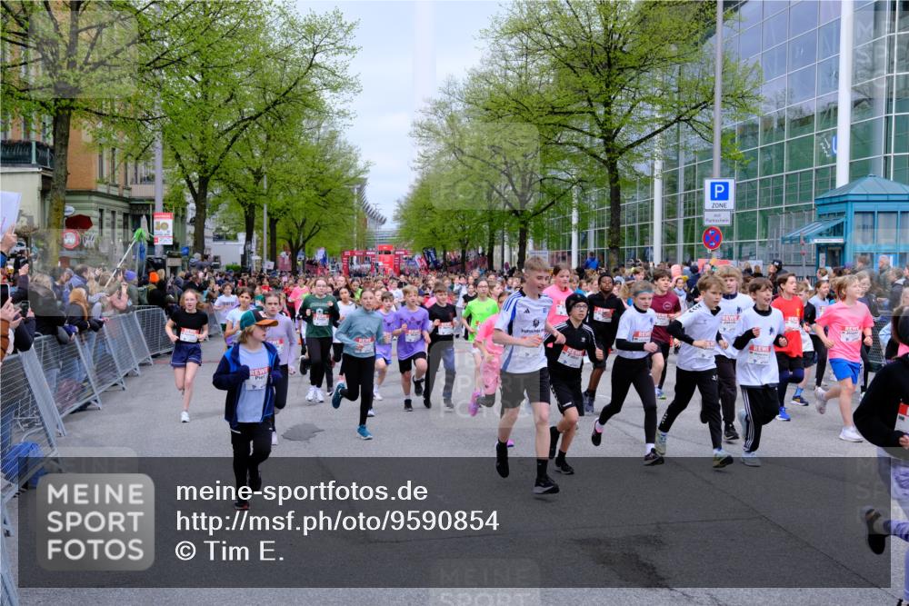 25.04.2026 - Das Zehntel Tim E. http://msf.ph/oto/9590854 25.04.2026 14:34:06 Ziel  meine-sportfotos.de