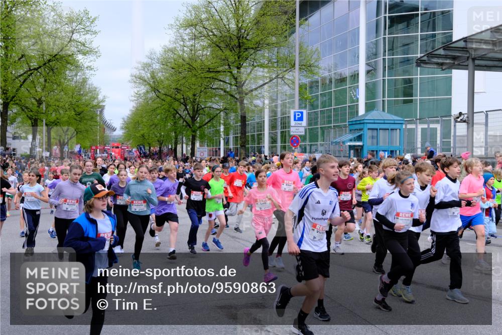 25.04.2026 - Das Zehntel Tim E. http://msf.ph/oto/9590863 25.04.2026 14:34:07 Ziel  meine-sportfotos.de